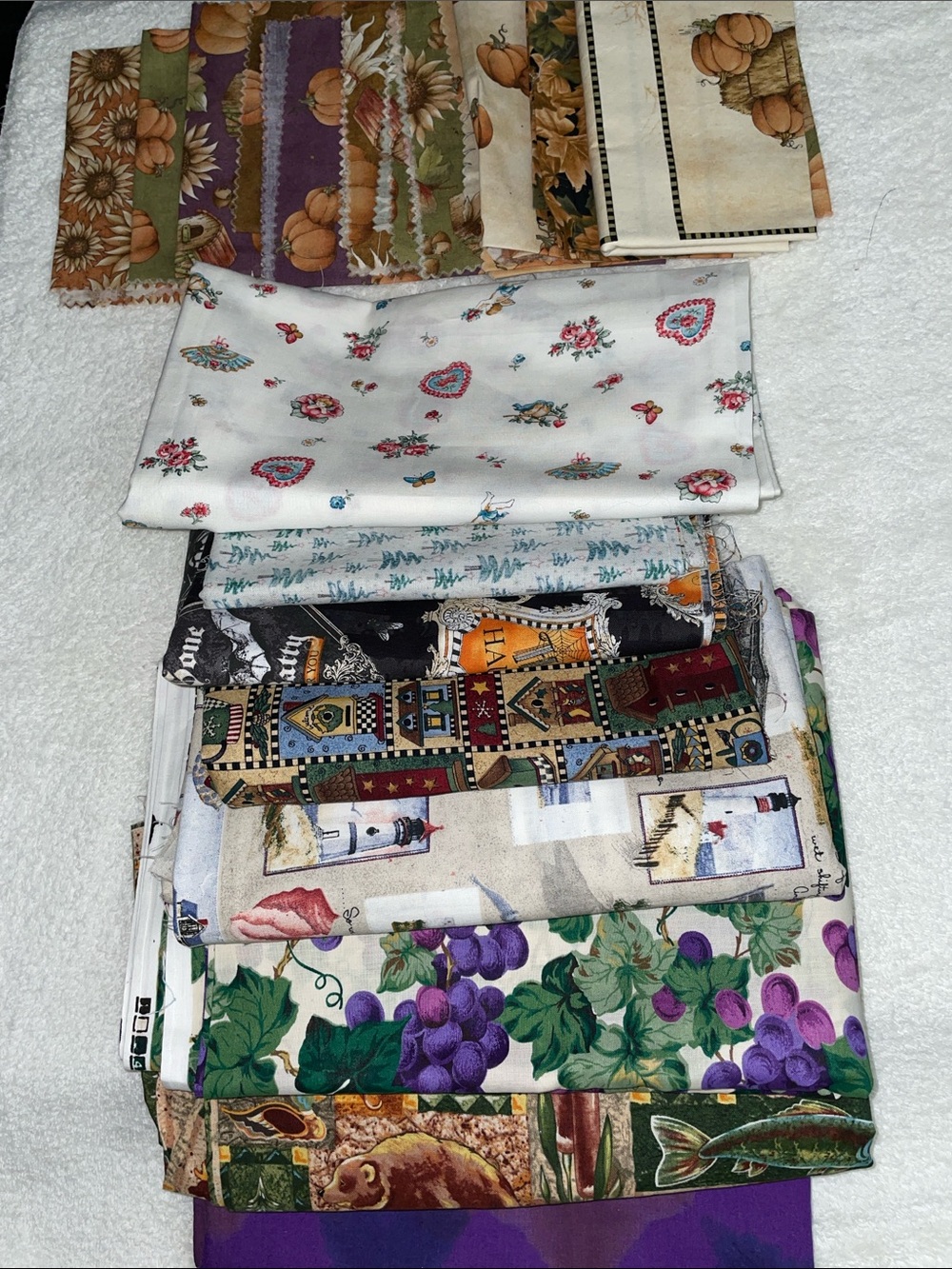 4-5 LB MIXED FABRIC BUNDLE • USABLE PIECES • CRAFT & SEWING C1